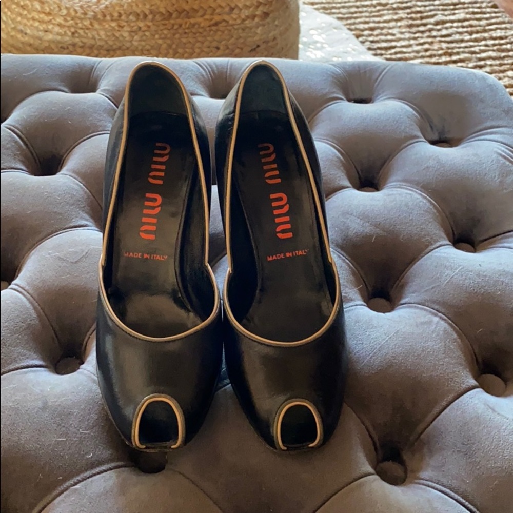 Miu Miu peep toe Heel Pumps